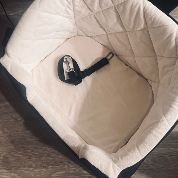 Dog| Cat stroller and Car seat. - Picture 4 of 9